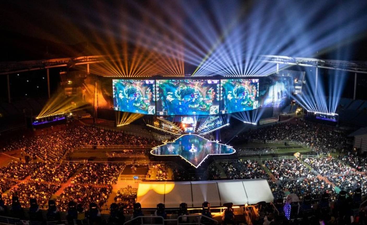 S14资格预测：PYL看好WBG和JDG 赵俊日则更看好LNG和JDG